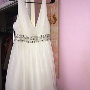 white city triangle dress